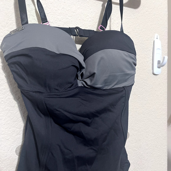 LOLE One Piece Bathing Suit Swimsuit black grey womens sz S built in bra - Picture 2 of 9
